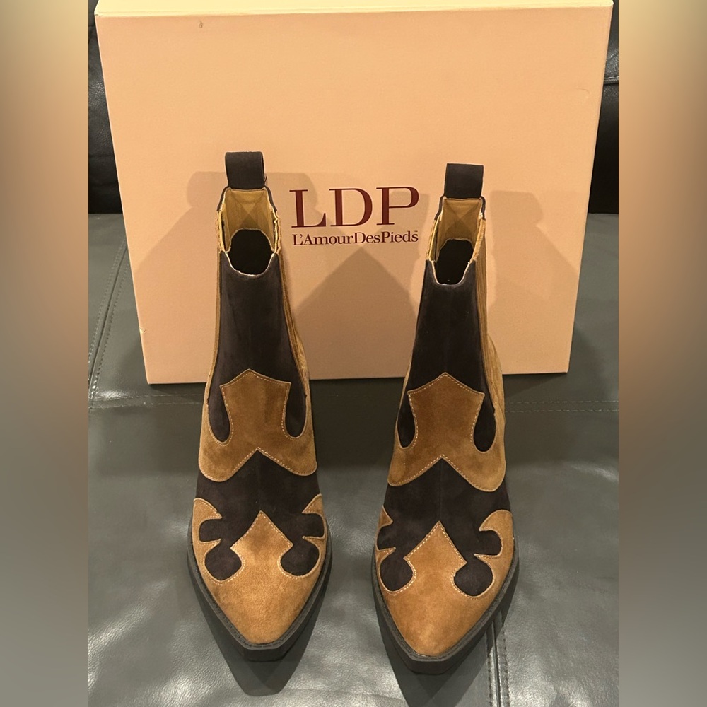 LDP L’AmourDesPieds Two-Tone Brown Suede Chelsea Ankle Booties